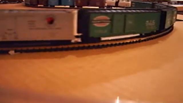 Звук настоящего тепловоза N Scale смотреть онлайн