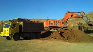 Hitachi EX1200 - 6