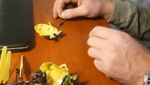 Как летает Миньон? летающий Миньон!