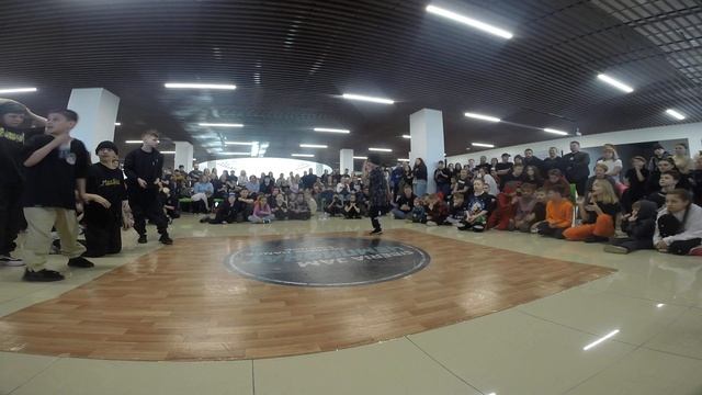 Maloy vs Жук (final) смотреть онлайн