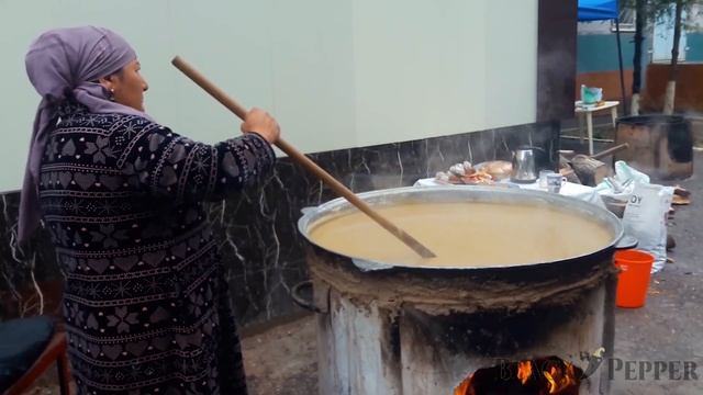 Country chocolate in a large cauldron |This is a historical sumalak dish from before the 9th centur