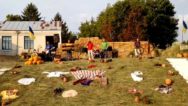 гр. Лейся песня (с. Завадівка) 24.08.2017р смотреть онлайн