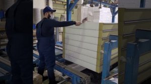 Процесс изготовления сэндвич-панели (КомбиПан - комбинированный утеплитель минвата + пенополистирол)