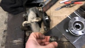 6 серия.  Установка ведомого вариатора, КПП и кардана