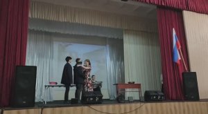 В Днепрорудненском профессиональном лицее прошел праздничный концерт, посвященный 8 марта!
