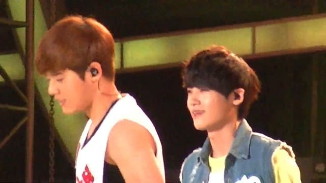 [Fancam]130511 Dream Concert ZE:A Special Stage HyungSik Ver смотреть онлайн