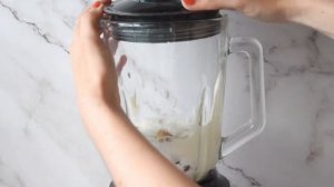 Как приготовить быстрый МАЛИНОВО-БАНАНОВЫЙ СМУЗИ