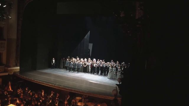 Un successo a metà per Pikovaja Dama alla Prima del San Carlo смотреть онлайн