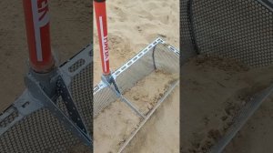 Чистка пляжа совком! Нашли золото и монеты