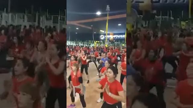 LABOR Day Zumba de gym squad bali by Zin Arman & Zin Agnes Monica смотреть онлайн