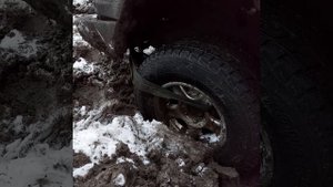 лайфхак как выехать из грязи без лебёдки