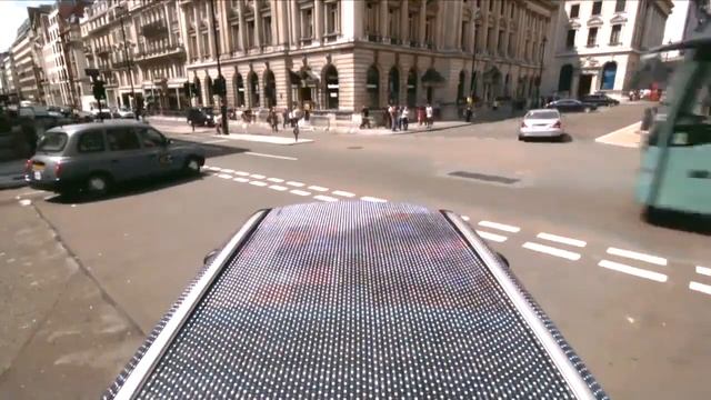 MINI Art Beat featuring Monika смотреть онлайн