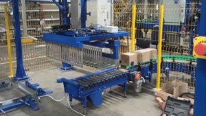 Портальный паллетайзер (укладчик коробок)