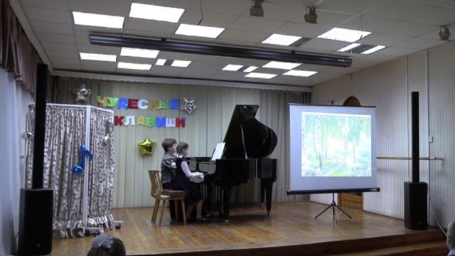 Андреева Дарина, Касперович Альбина Дарвиновна. Ж. Металлиди «Забытая кукла» и
«В летнем саду».