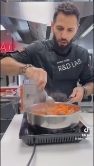 Гуляш из говядины. Классика от Константина Оганезова