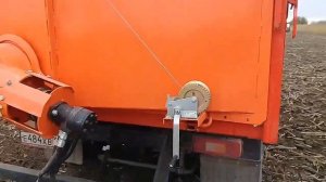 Загрузчик сеялол бортовой, на газоне некст