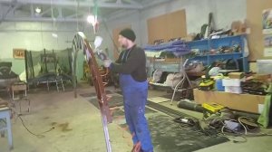 Покраска ферм для навеса из поликарбоната