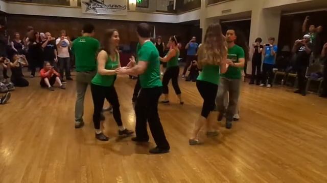 Rueda de Casino Advanced Chris & Evelyn смотреть онлайн