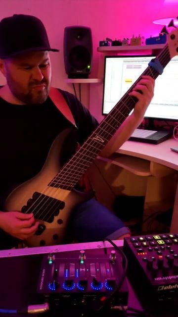 Darkglass Microtubes Infinity as ULTIMATE DUBSTEP MACHINE using MIDI CC messages #dingwall #shorts смотреть онлайн