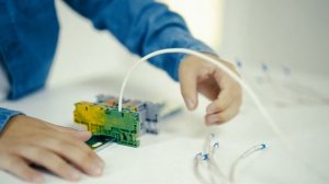 PUSH-IN vs Отвёртка. Клеммы ARMAFIX IEK