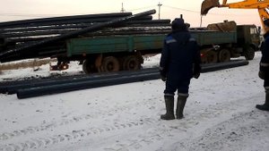 Необычная разгрузка труб пнд