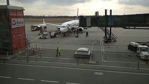 Скорость обслуживания самолета в аэропорту Вроцлава. Оборот за 25 минут