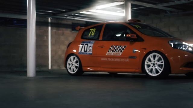 X85 clio cup race car смотреть онлайн