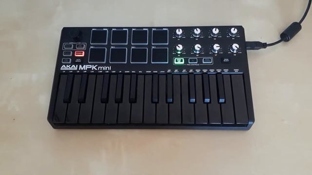 Stevie Wonder - Superstition (cover akai mini) смотреть онлайн