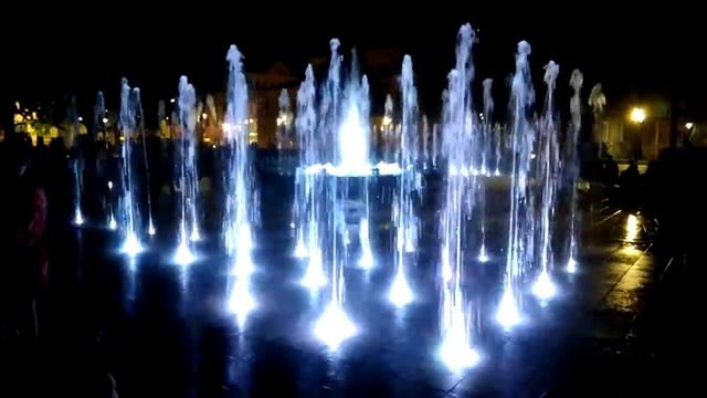 Фонтан в Люблине 2017 смотреть онлайн