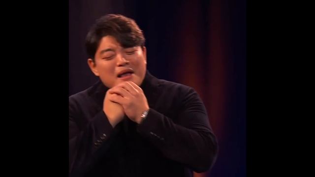 David Junghoon Kim performs 'Che gelida manina' смотреть онлайн
