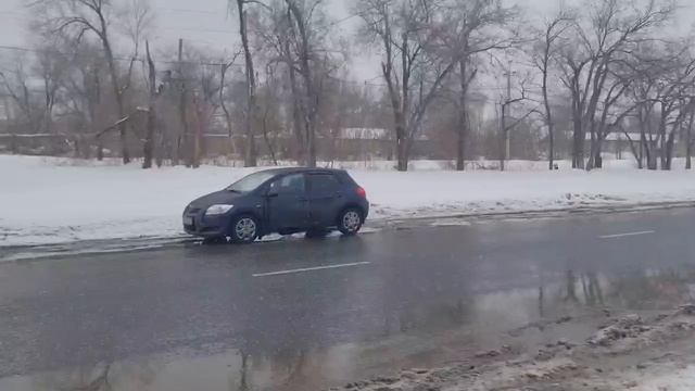 ⚡️Лёд тронулся в Оренбурге

Сегодня лёд возле моста через реку Урал ( возле ул.Чичерина) отошёл бере