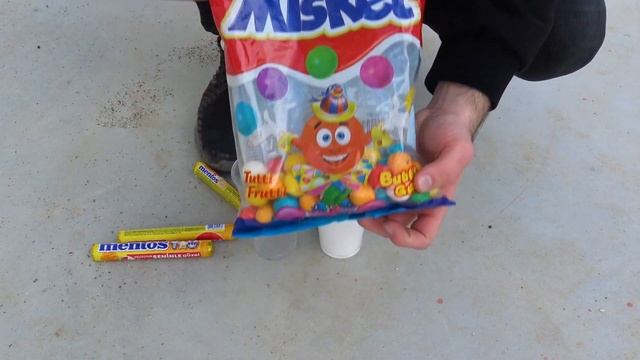 Gum, Coca Cola, Fanta, Sprite, Didi, Big Bang and Mentos Underground смотреть онлайн