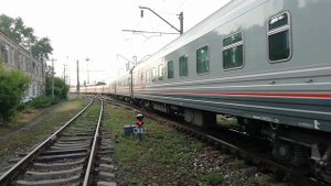 Кировский ЭП1М-432 с поездом №290 Екатеринбург - Анапа.