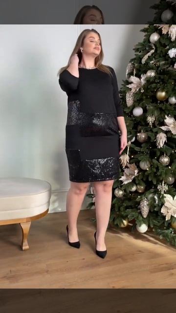 Платье прямого кроя с отделкой пайеткой смотреть онлайн