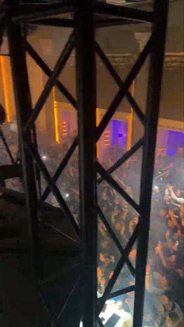 Luxury Girl на концерте Егора Крида смотреть онлайн