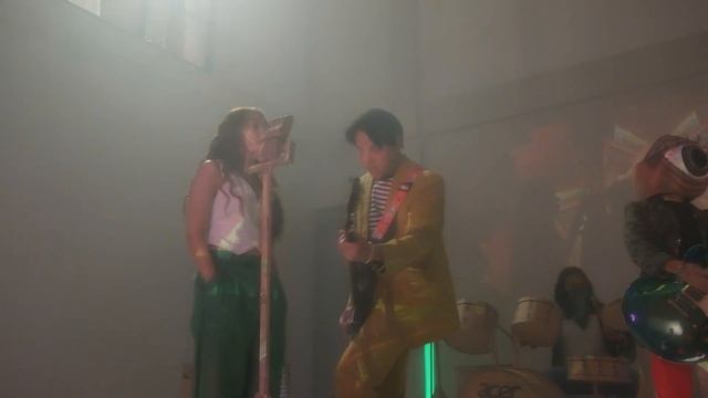 Melt With You - Daniel Padilla and Kathryn Bernardo смотреть онлайн