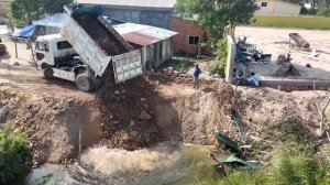 Строительство, одна из прошлых засыпок, другой обзор