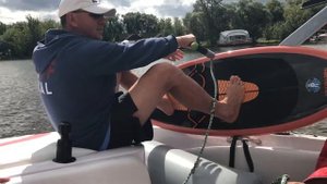 Как встать на вейксер #wakesurf