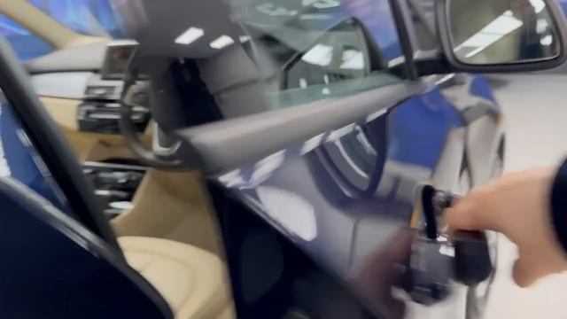 interior BMW 2 Series Gran Tourer 1.5 216d SE Auto Euro 6 (s/s) 5dr LB65OKM смотреть онлайн