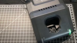 BOSCH GAL 12V-40 charging