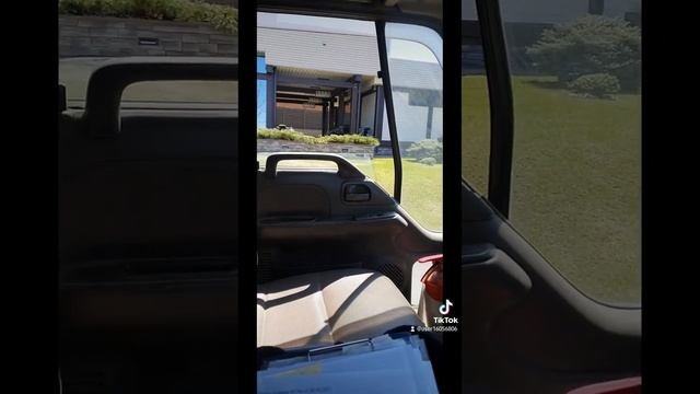 VID_20250305_195652_443.mp4