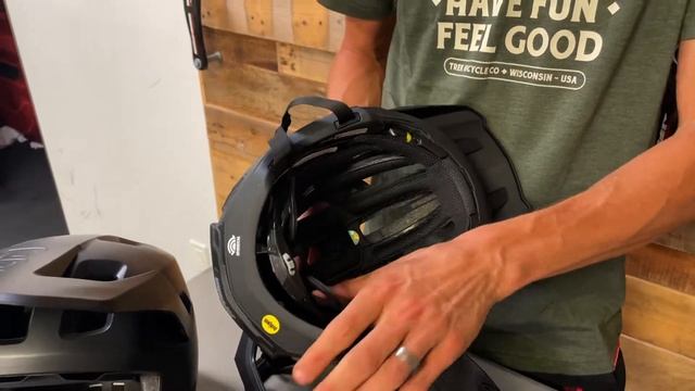 Best Enduro Cycling Helmets of 2023 at the Trek Bike Store