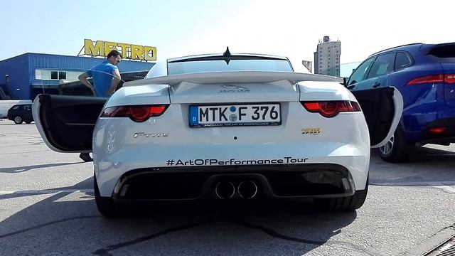 Jaguar F-Type walkaround , start up and revving ! смотреть онлайн