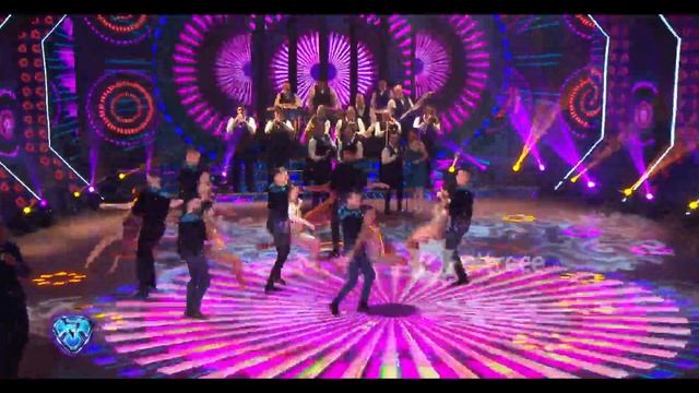 ¡Salsa de a tres arrancó con una gran apertura! смотреть онлайн