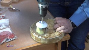 Шлифовка резьбы по дереву после ЧПУ.
