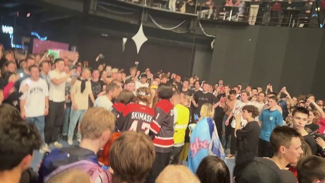 Мэйби Бэйби (в слэме) — Барбисайз (09.04.24, @Aurora, Санкт-Петербург) смотреть онлайн