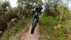 1,500W full-suspension e-bike?! FREY CC FAT review!