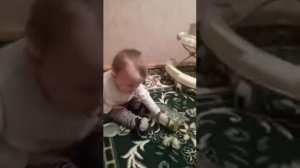 Медни кушает горох