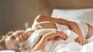 Супер песня года-Руслан Исаков-Ты стоишь одна у парапета