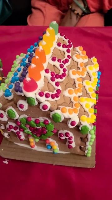 Decorating Gingerbreadhouse  Contest shorts Christmas christmas22 cookiedecorating
